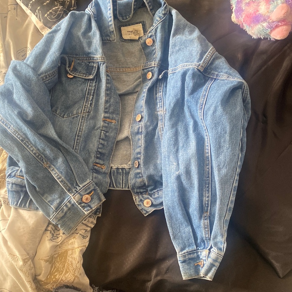Blue jean jacket, forver 21, size: M